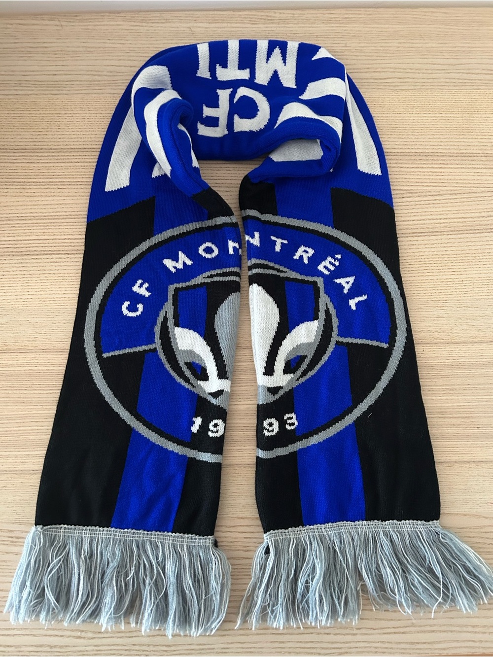 CF Montreal soccer scarf